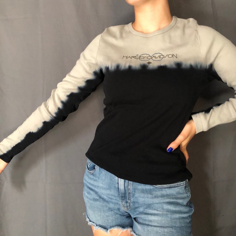 Harley Davison two-toned top